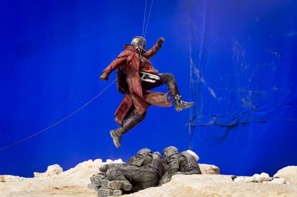 Official-Guardians-of-the-Galaxy-Set-Photo-Star-Lord-Jumping